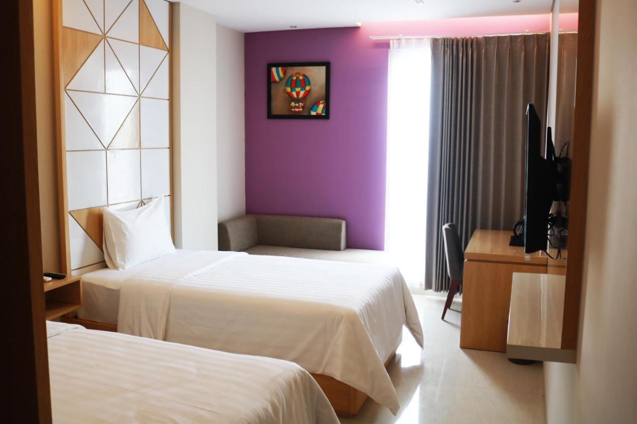 Surabaya River View Hotel Exterior foto
