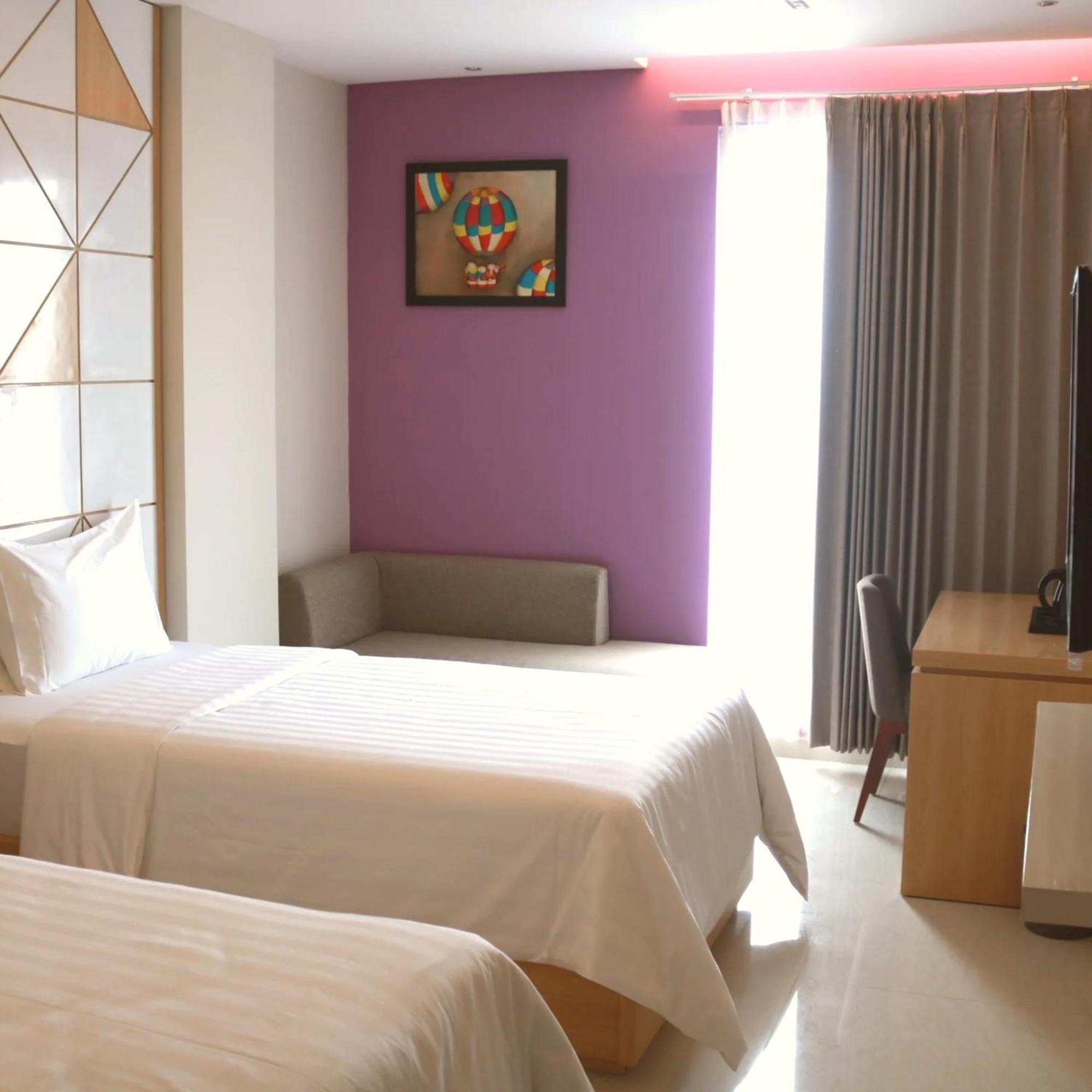 Surabaya River View Hotel Exterior foto